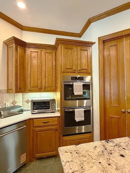 Building Photo - 801 Timber Lake Cir