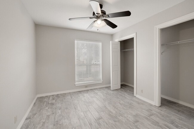 Building Photo - Picturesque 3/2 one Story Cedar Park home across from CPHS