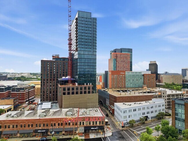 Building Photo - Industrial NYC-Style Loft | Battleship Building | 3 Parking Spots Included