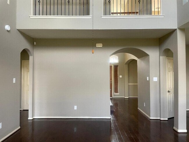 Building Photo - 8303 Kerrington Glen Dr