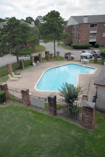 Pool - Ponderosa Forest Condo