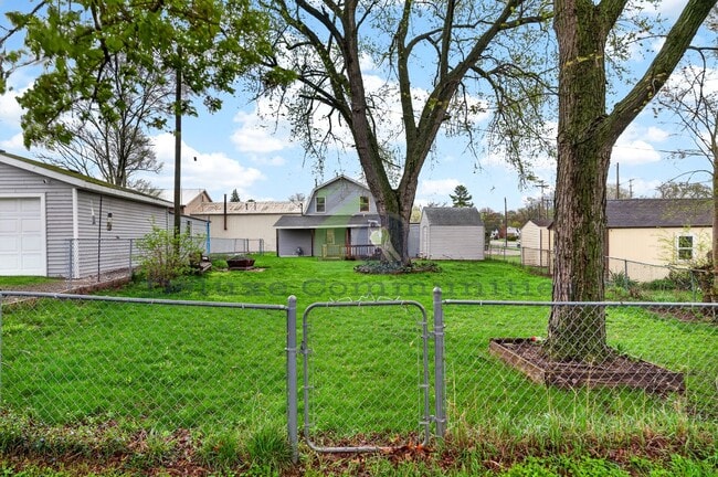 Building Photo - 3 Bedroom Single Family Home- Wyoming- Completely Remodeled!!!