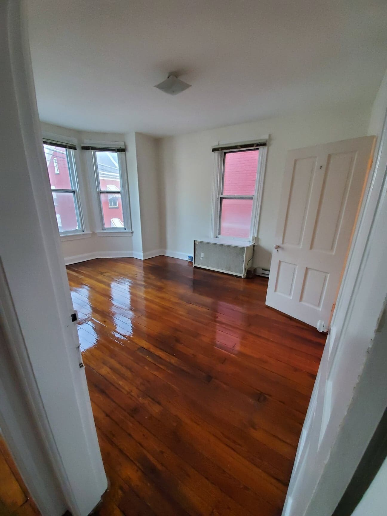 Building Photo - 27 S Locust St