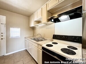 Building Photo - 245 Deerwood Dr