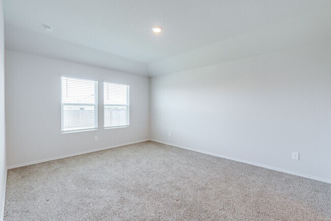 Building Photo - 4-BEDROOM NEW CONSTRUCTION IN SWENSON HEIG...