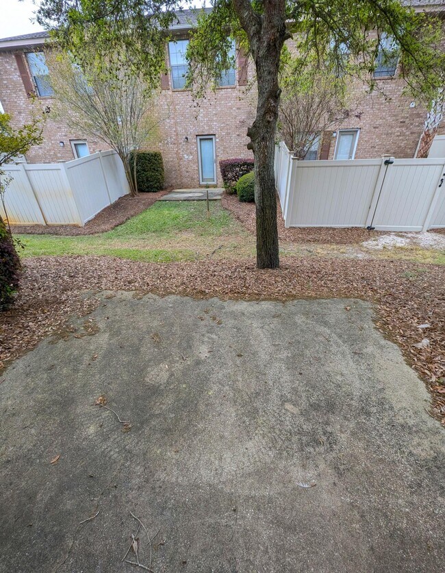 Building Photo - 8899 White Ibis Way