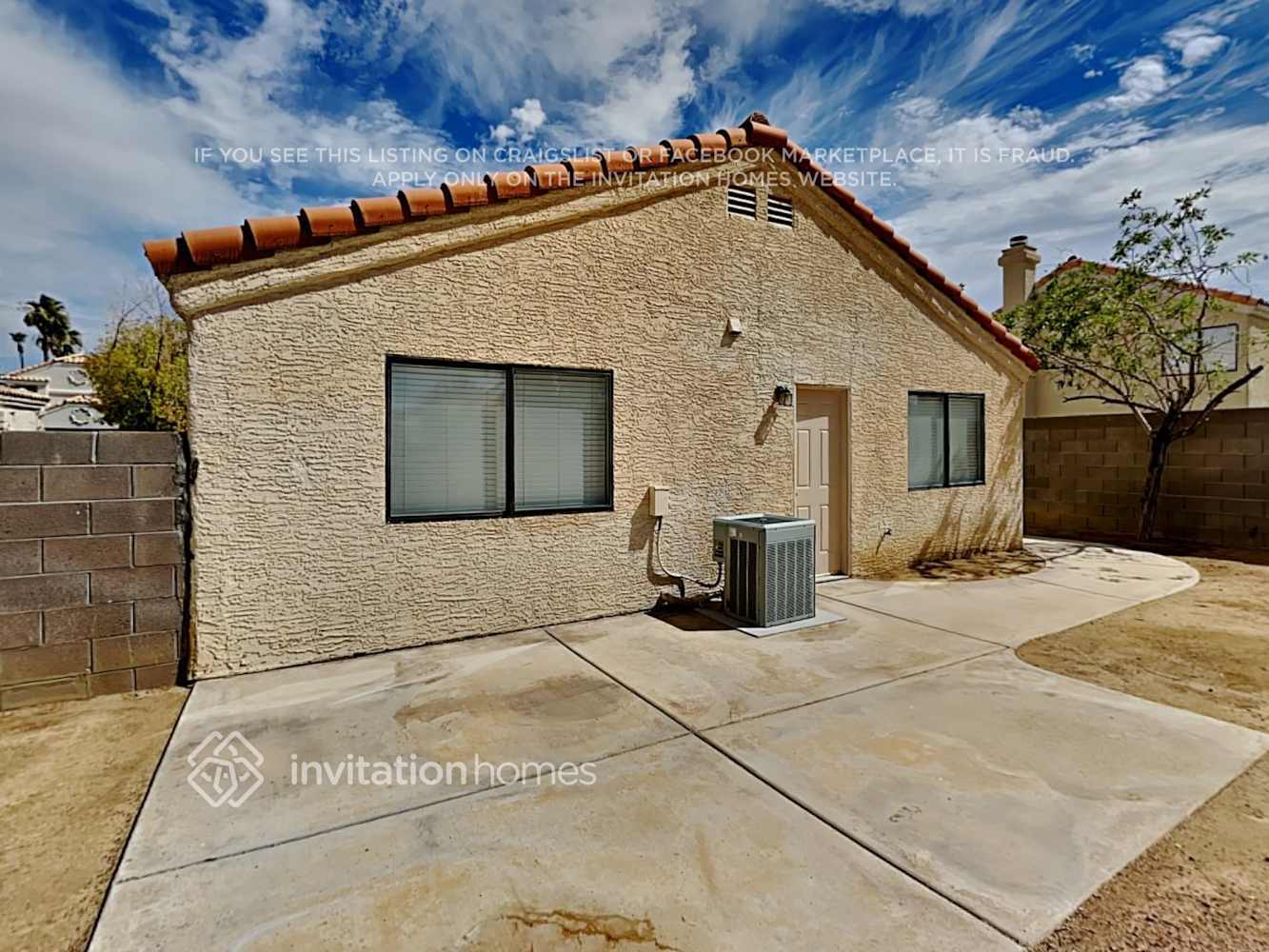 Building Photo - 2087 Club Crest Way