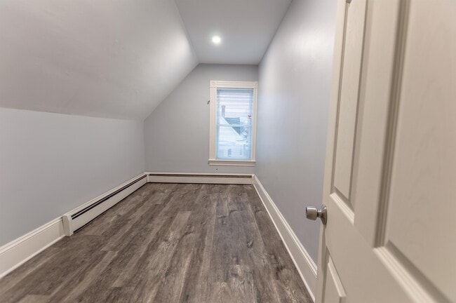 Building Photo - 340 Pearl St