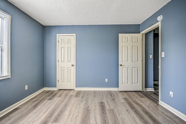 Building Photo - 360 Britton Ave