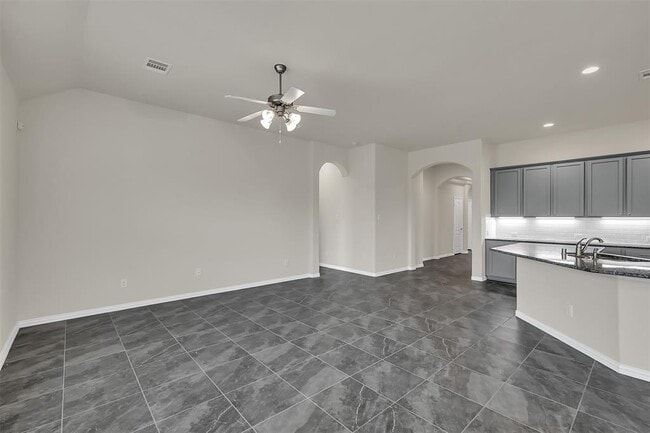 Building Photo - 206 Brazos Dr