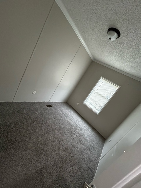 Building Photo - lot 26