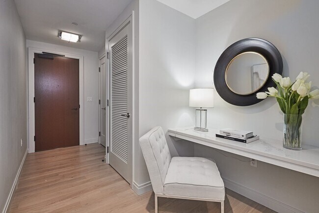 Building Photo - 135 Seaport Blvd