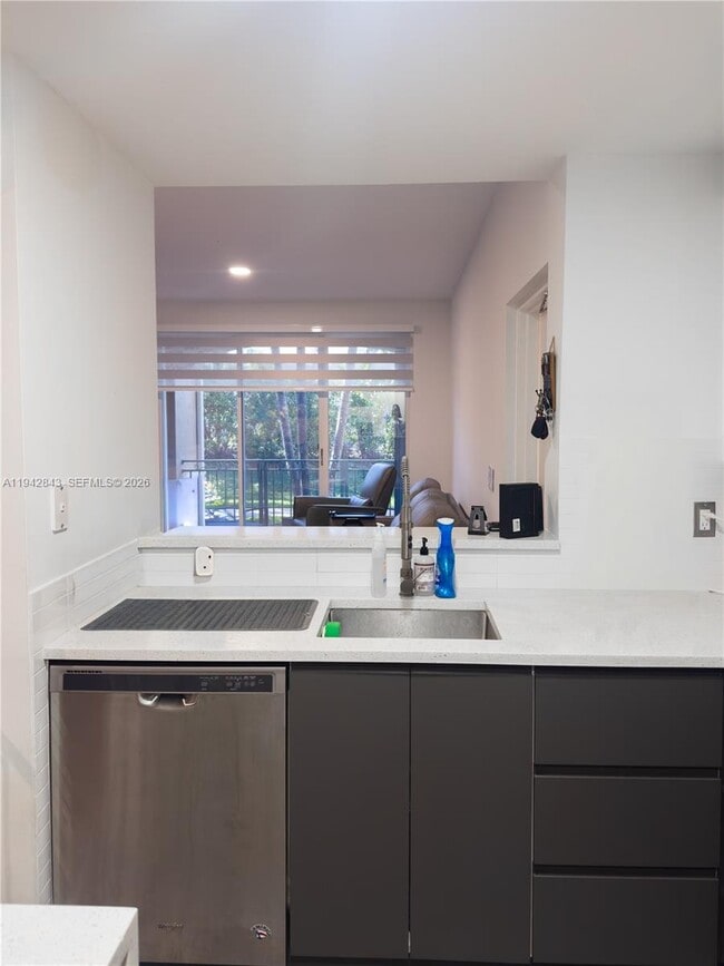 Building Photo - 6670 NW 114th Ave