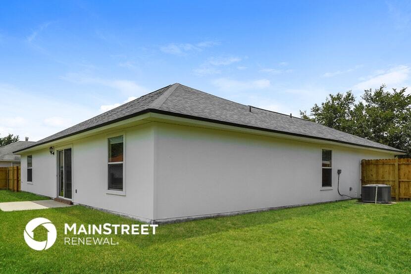 Building Photo - 1368 Summerbrook Dr