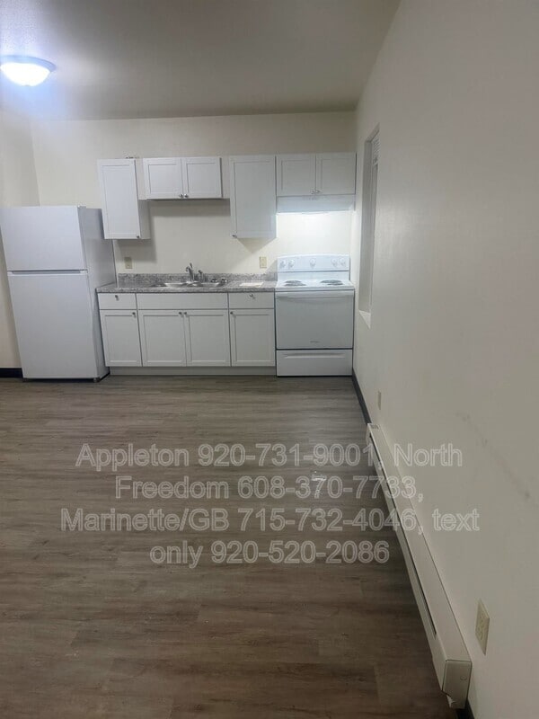 Building Photo - S7559 US-12