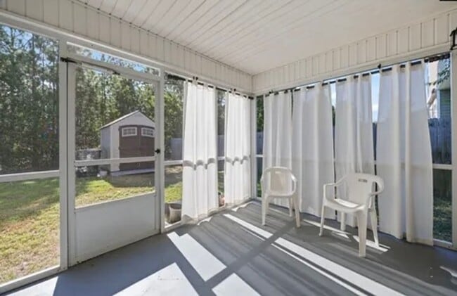 Building Photo - Lexington 3bd/2ba Ranch in Persimmon Grove