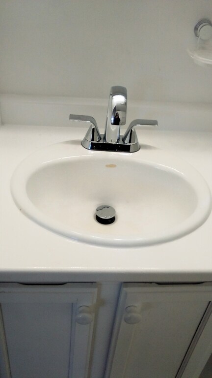 Building Photo - 48 Forest St