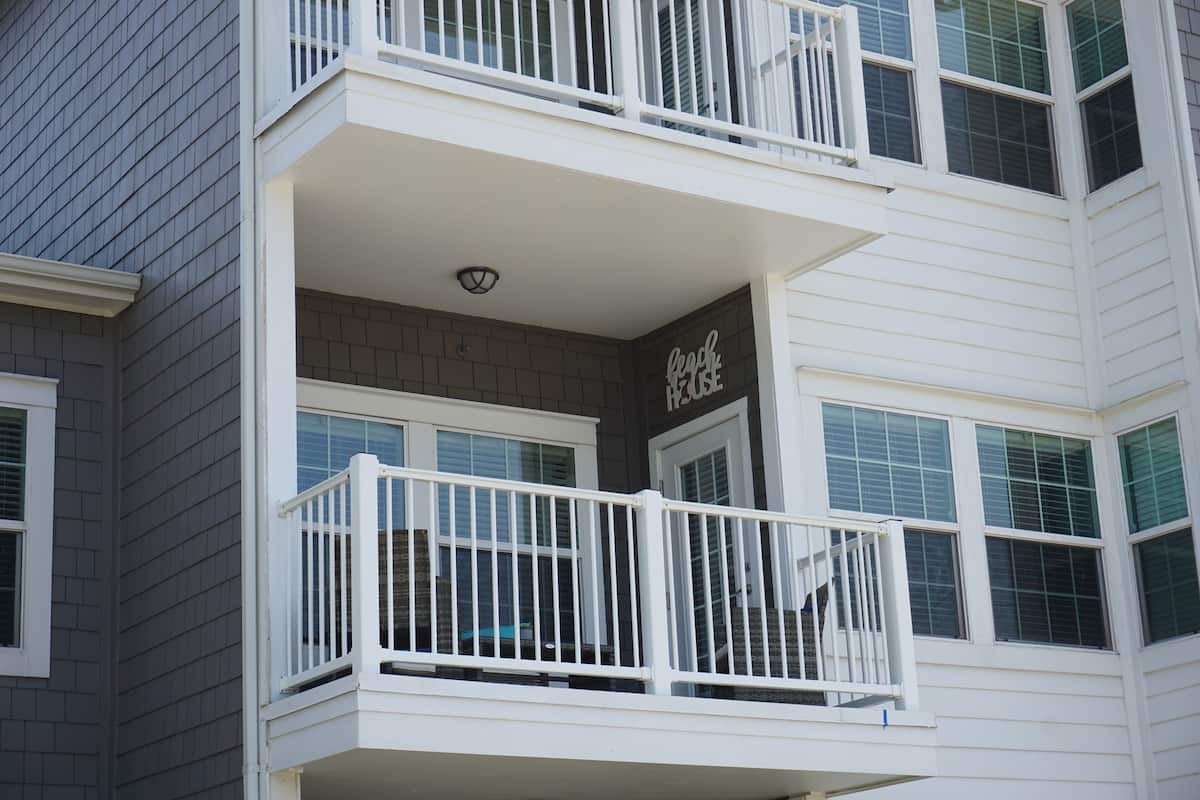 Building Photo - 14802 Whitecap Blvd