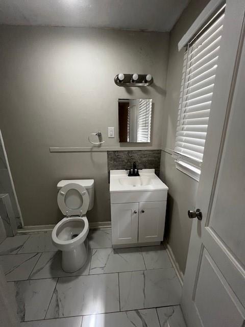 Building Photo - 5323 Forest Park Dr