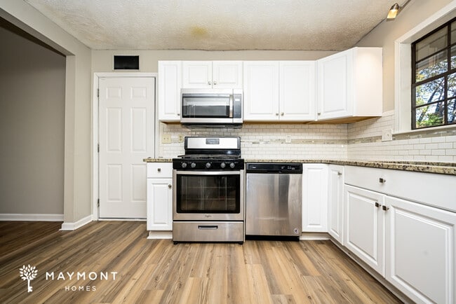 Building Photo - 6364 Revena Dr