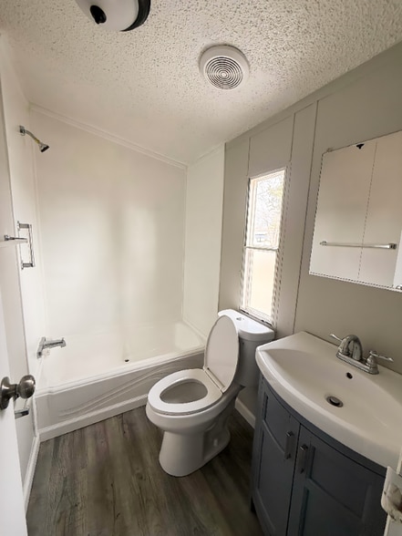 Building Photo - 4916 Brown Station Rd