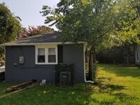 Building Photo - Beautiful Executive Home