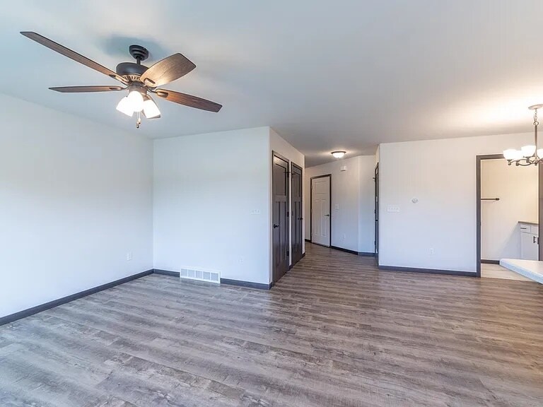 Building Photo - 3308 Green Pastures Ln