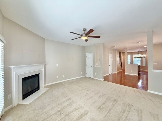 Building Photo - 3021 Parkersburg St