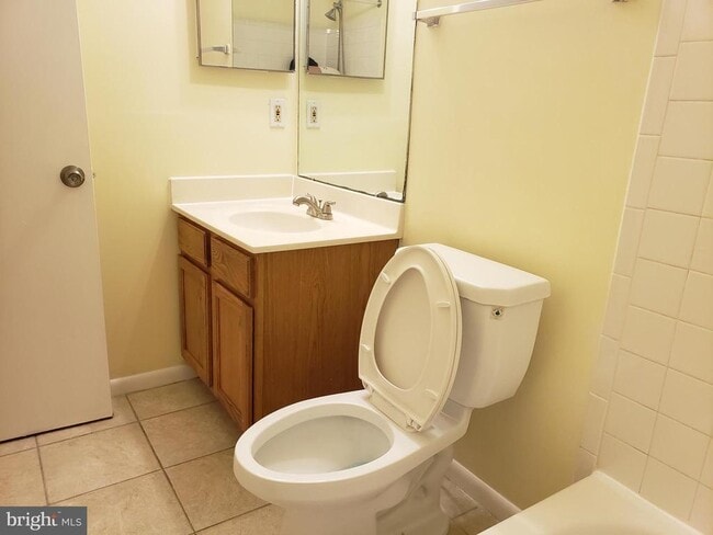 Building Photo - 18022 Royal Bonnet Cir