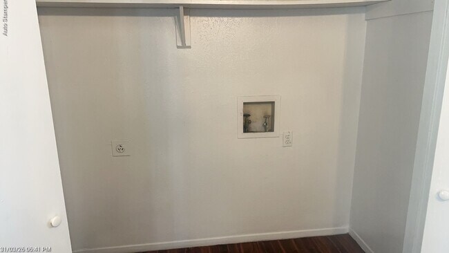 Building Photo - 6541 Wakefield Rd