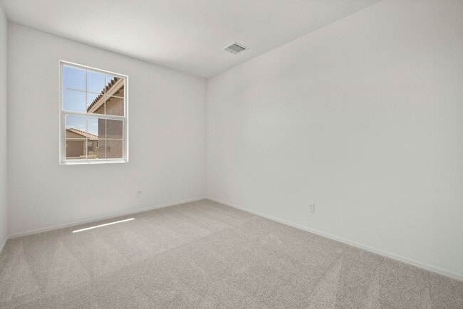 Building Photo - Beautiful Brand New 3 Bedroom Home with De...