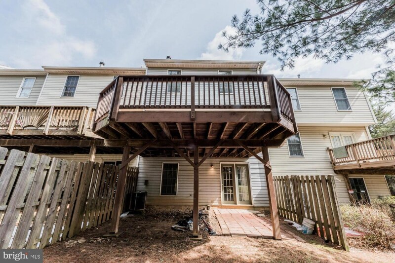 Building Photo - 10 Overmill Ct