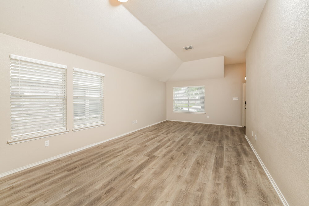 Building Photo - 5412 Beaver Ridge Dr