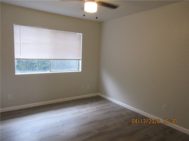Building Photo - 1755 Gordon Dr