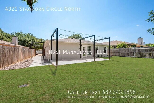 Building Photo - 4021 Staghorn Cir N