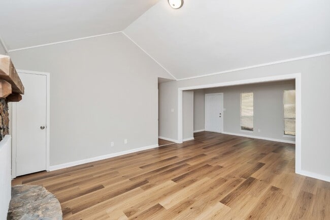 Building Photo - Irondale 4BR / 2BA Home – A Must See!