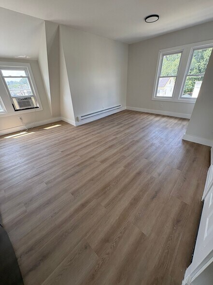 Unit 3 - 49 Rosehill Pl