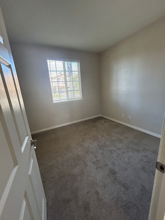 Building Photo - Remodeled Temecula 4 Bedroom