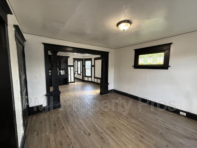 Building Photo - 2940 N Teutonia Ave