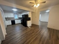 Building Photo - Remodeled 4 Bed 2 Bath For RENT