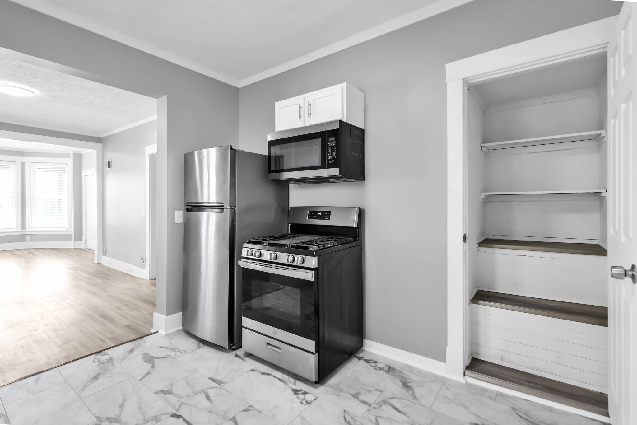 Building Photo - 3860 Dodge St