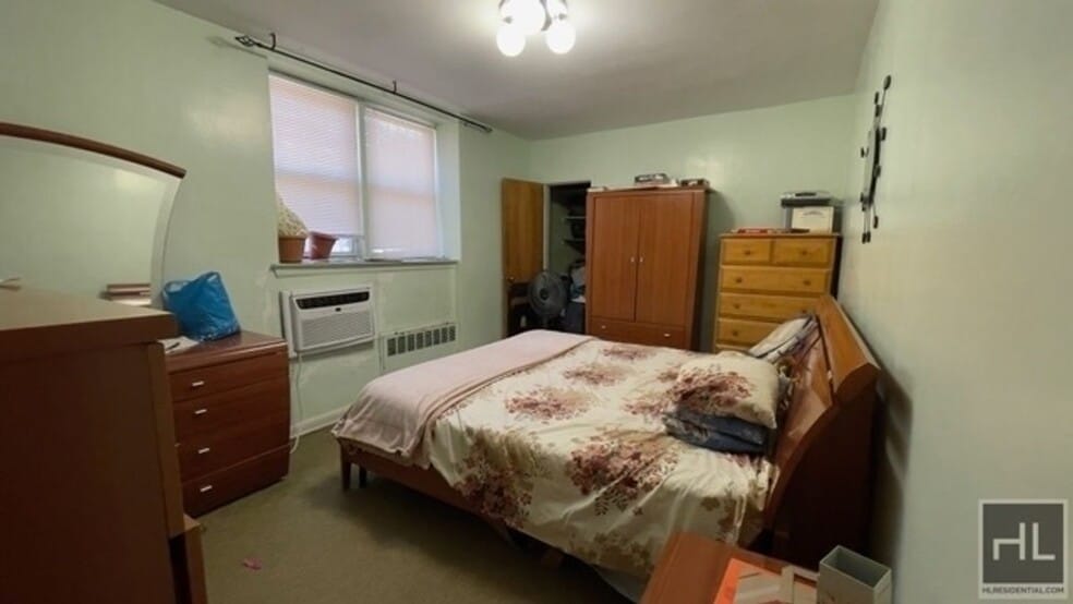 Building Photo - BRIGHT AND  LARGE 2  BEDROOMS RUGBY ROAD/P...