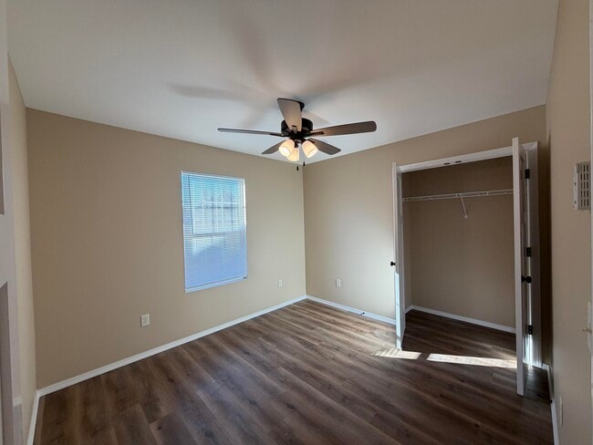 Building Photo - 174 Ruby Ln