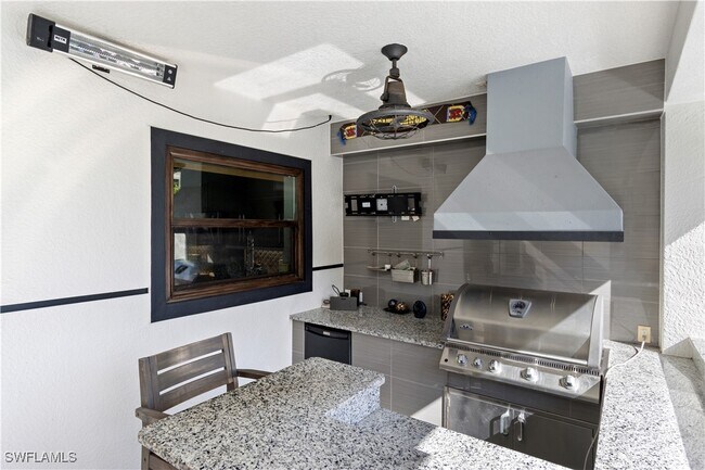 Building Photo - 10990 Goodwin St