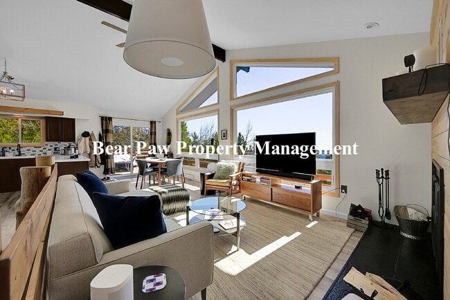 Building Photo - Beautiful Home on Conifer Mountain!!