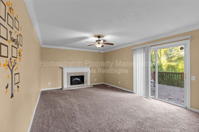 Building Photo - 11860 Shallowbrook Dr