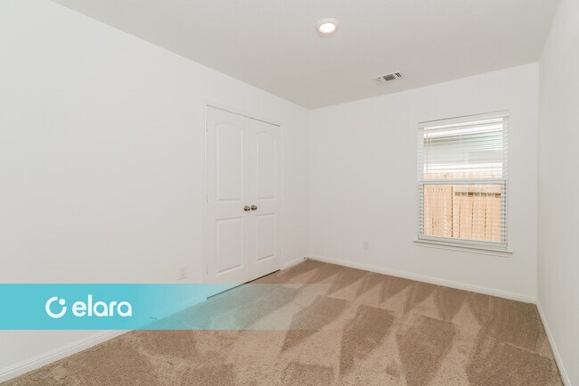 Building Photo - 505 Scarborough Cv