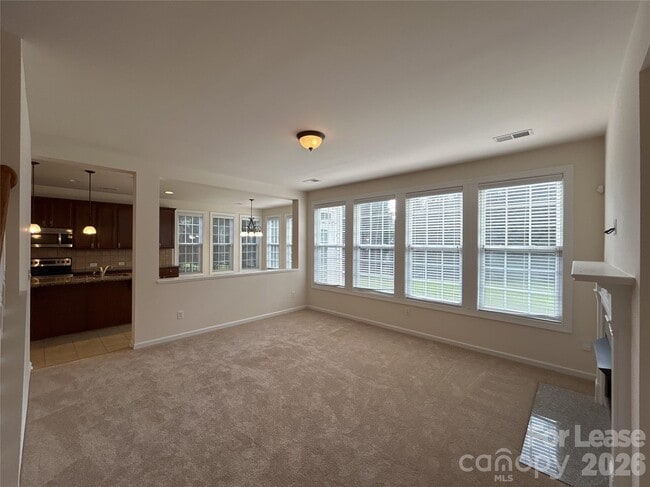 Building Photo - 16110 Cloverleaf Ct