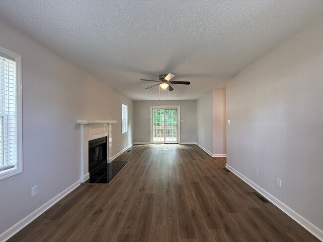 Building Photo - 5337 Moss Creek Ln