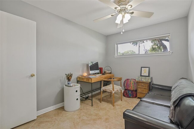 Building Photo - 5143 Cheena Dr